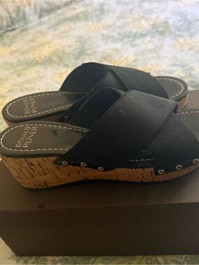 Donald J. Pliner New Black Crisscross Cork Wedge Slides size 7.5